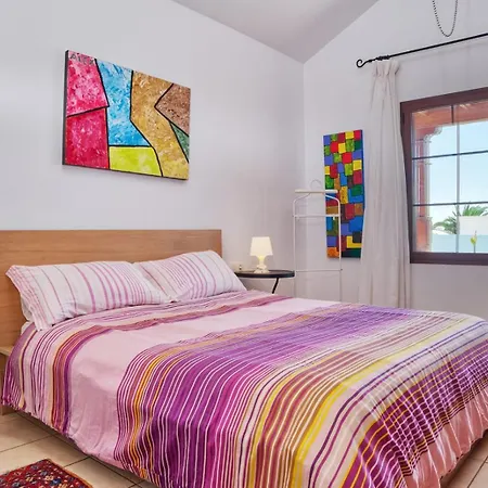 Casa Alex Con Piscina Privada Climatizada Casa de Férias
